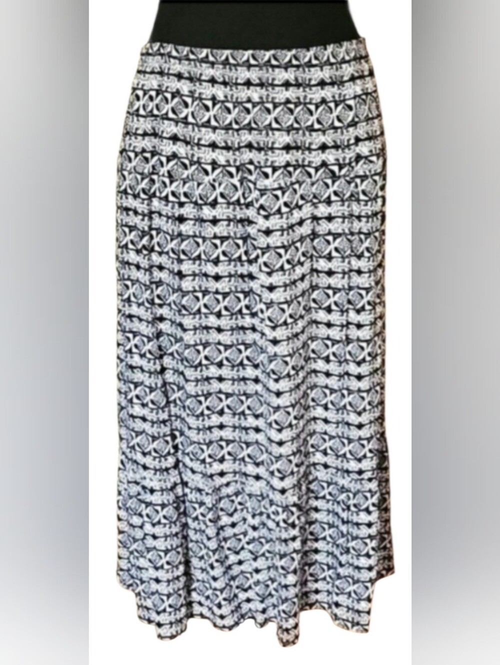 Notations Vintage Y2K Black White Geometric Rayon Maxi Skirt PS